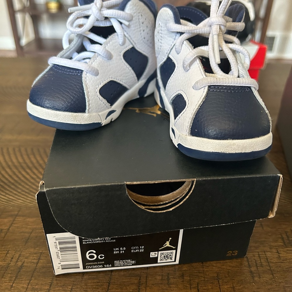 Jordan Kids Navy and Gray Sneakers
